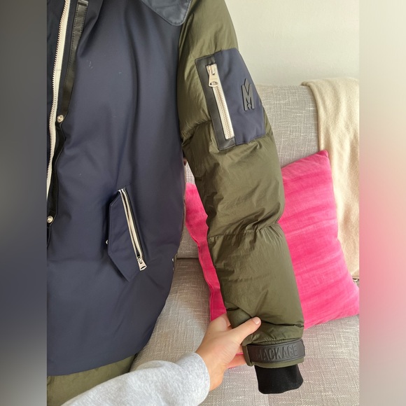 Mackage down coat. Size m - Picture 4 of 8